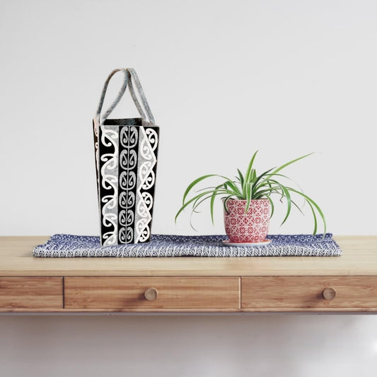 Reusable Felt Bottle/Wine Gift Bag Grey-Black | Eco-Friendly & Durable